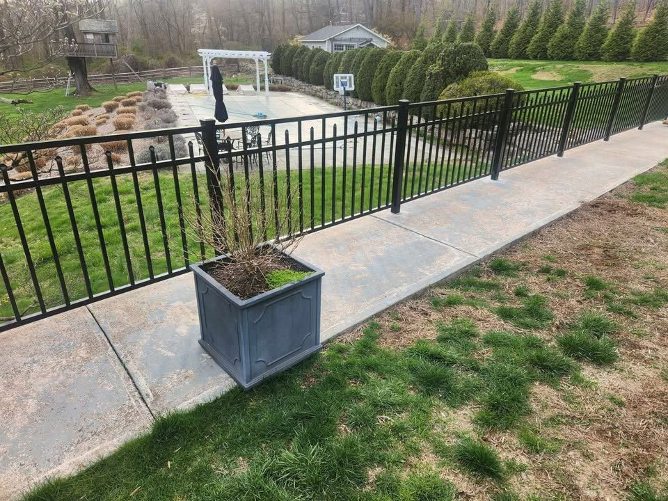 aluminum fence pool