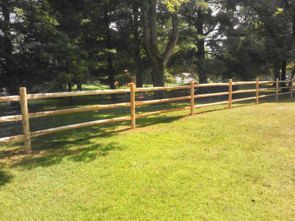CEDAR ROUND POSTS AND RAILS
