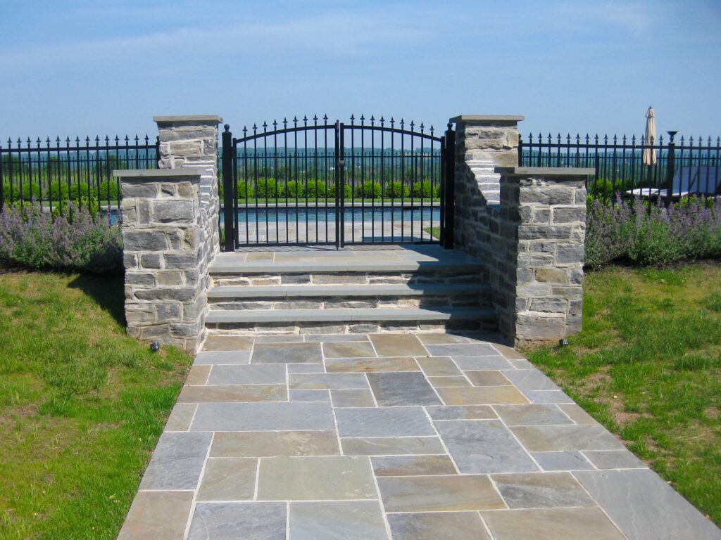 BERWIN WITH FINIALS gate