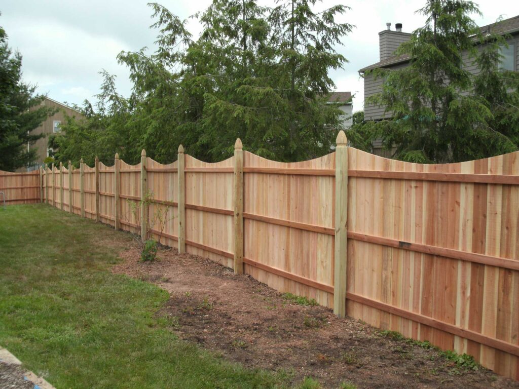 cedar SOLID SCALLOPED fence