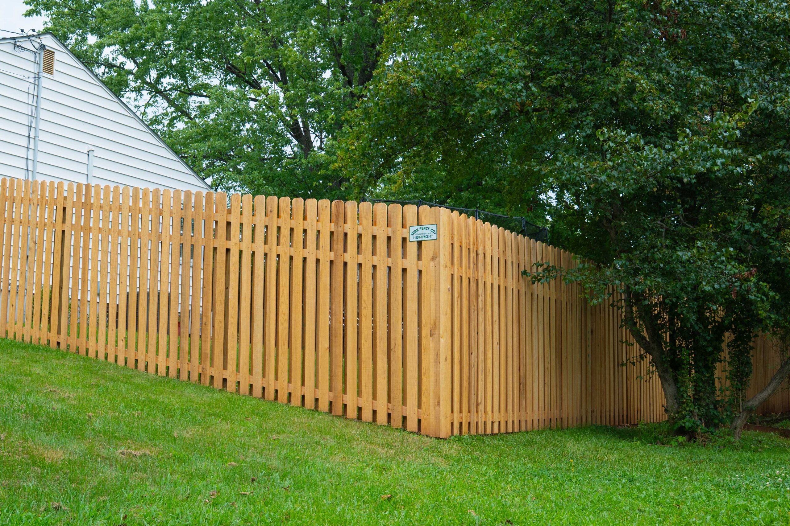 fence company in warren