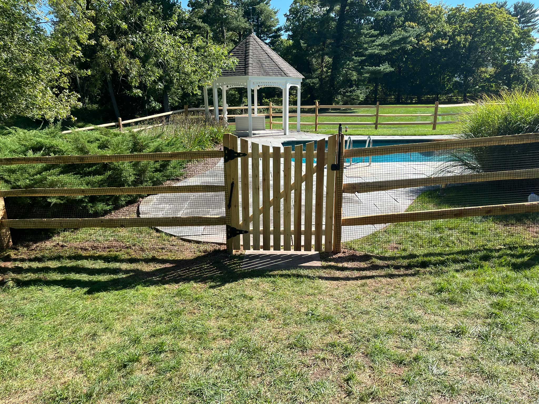 Pool Code Split Rail